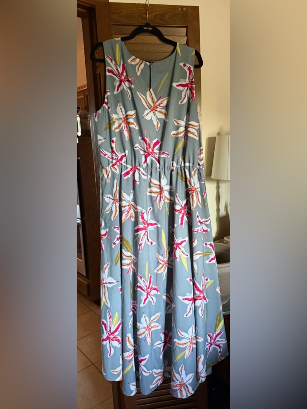 Hutch Anthropologie Aislynn Lily Floral dress grey size 2X EUC - Picture 4 of 6